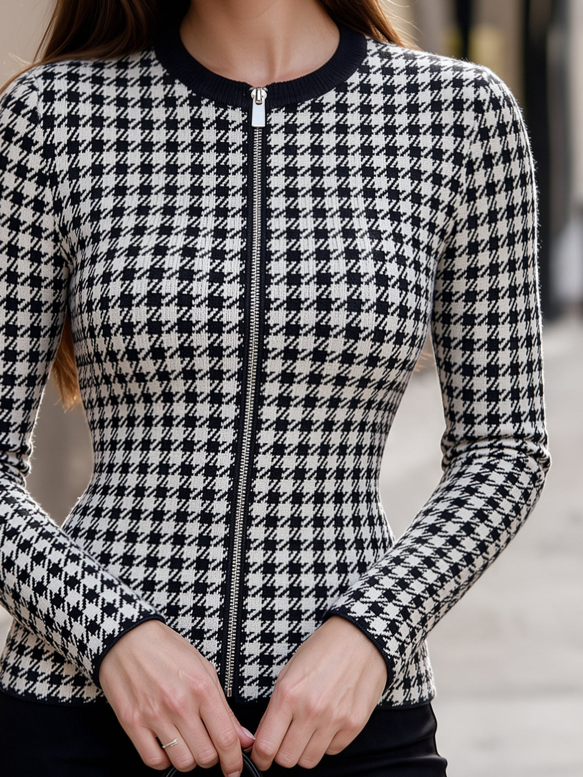 Houndstooth Zip-Up Long Sleeve Slim Fit Top